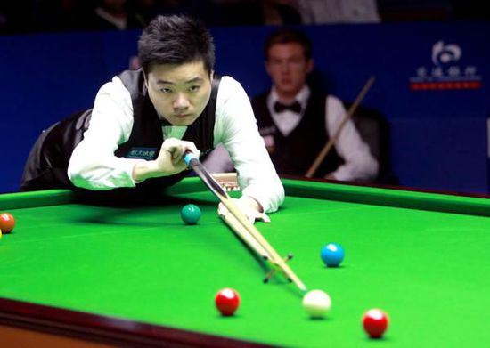 足球不断向 足球不断向