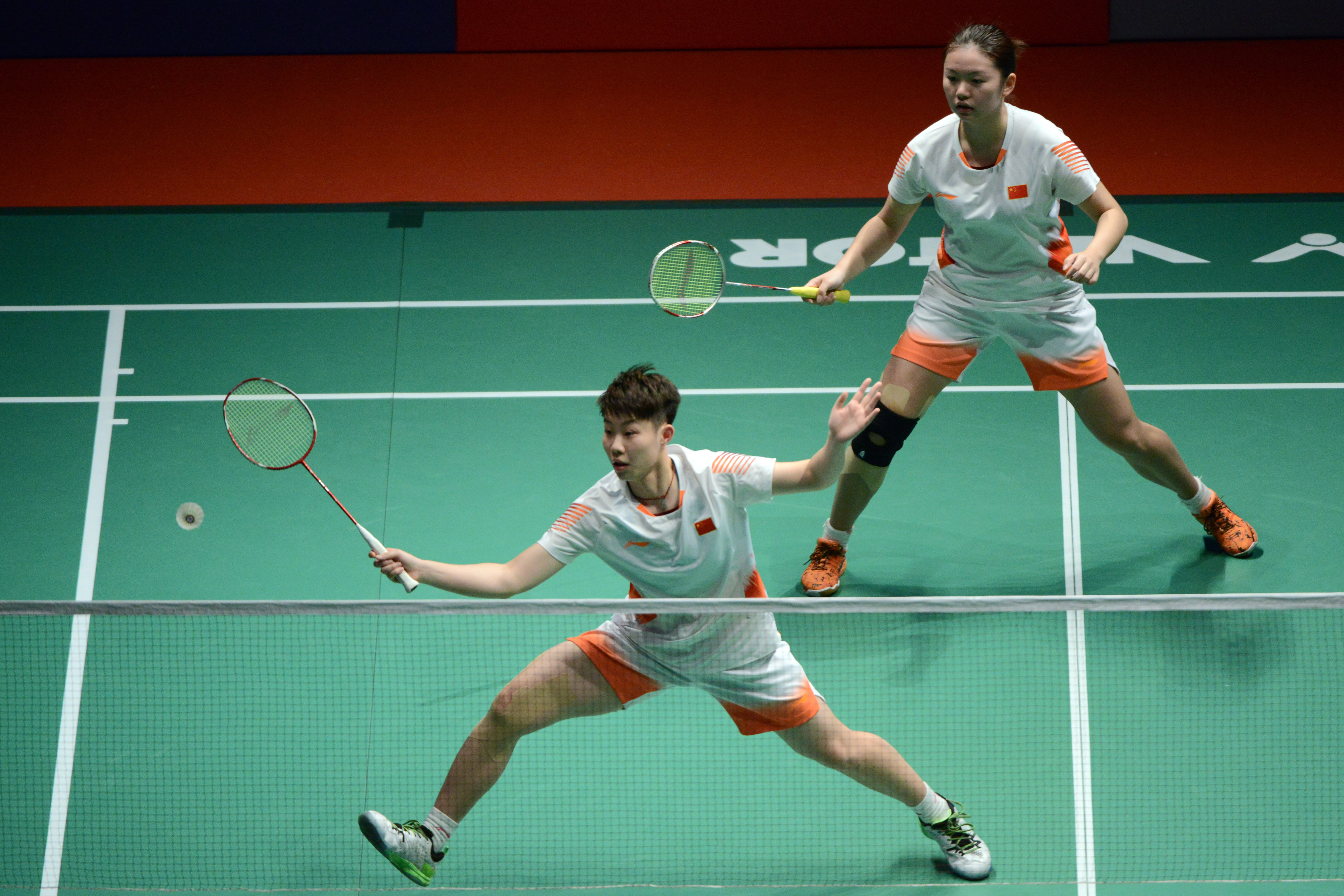 斯在攻防两 斯在攻防两