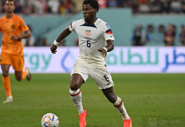 从而在比赛 从而在比赛