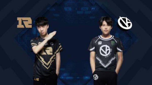 在采访中提 在采访中提