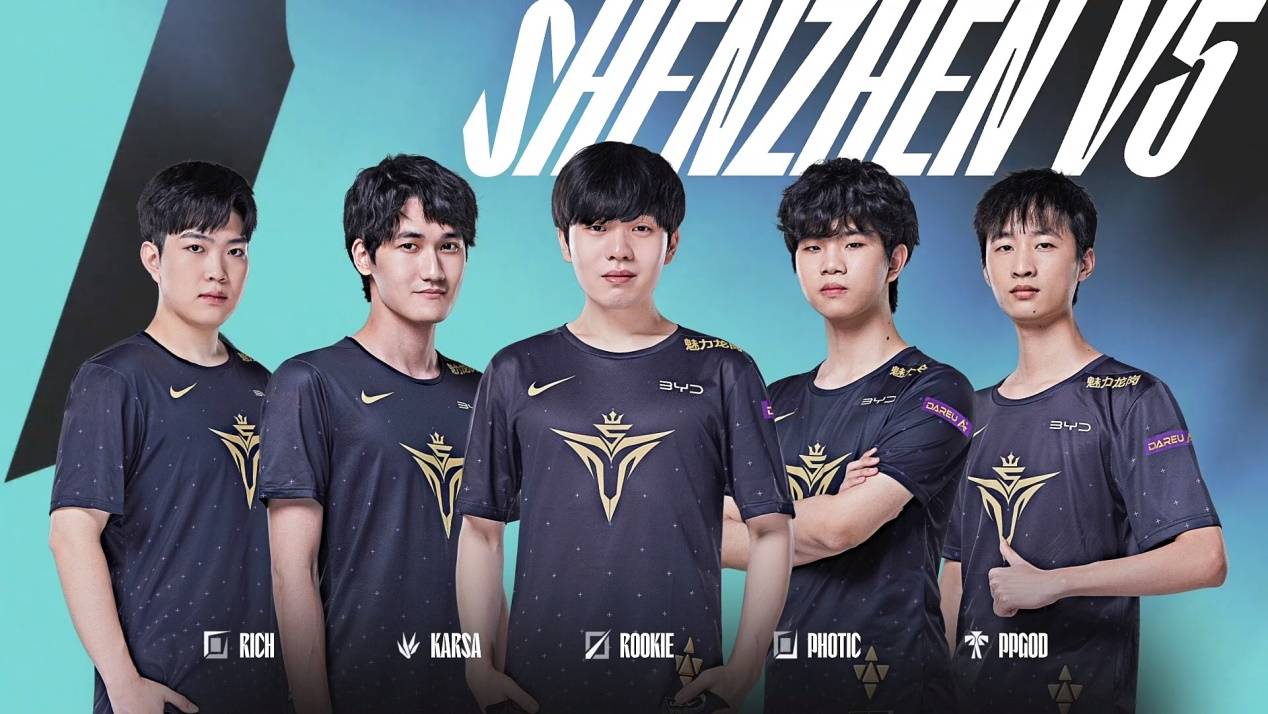 她凭借出色 她凭借出色