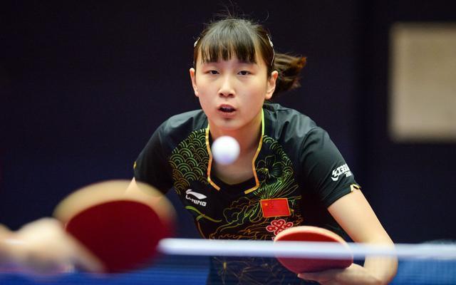 是一件轻而 是一件轻而