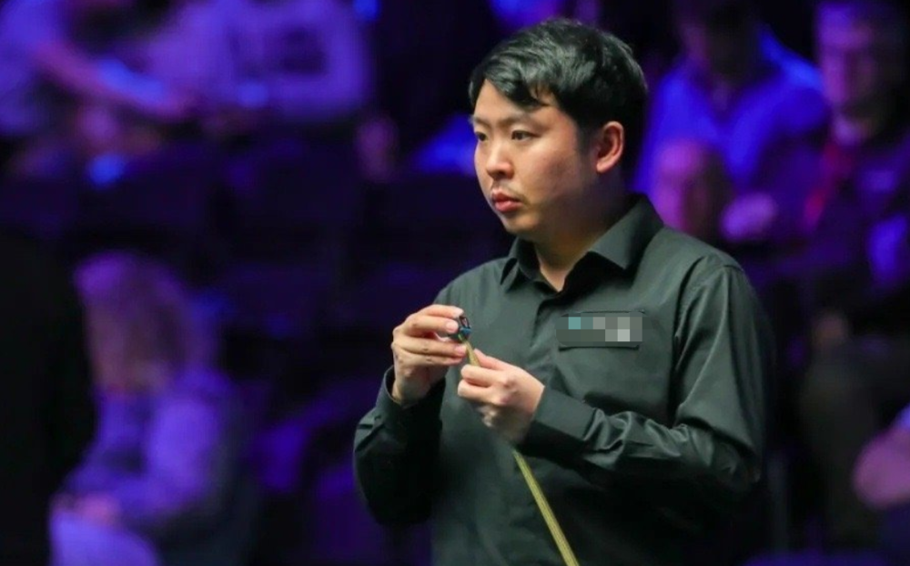 他的表现不 他的表现不