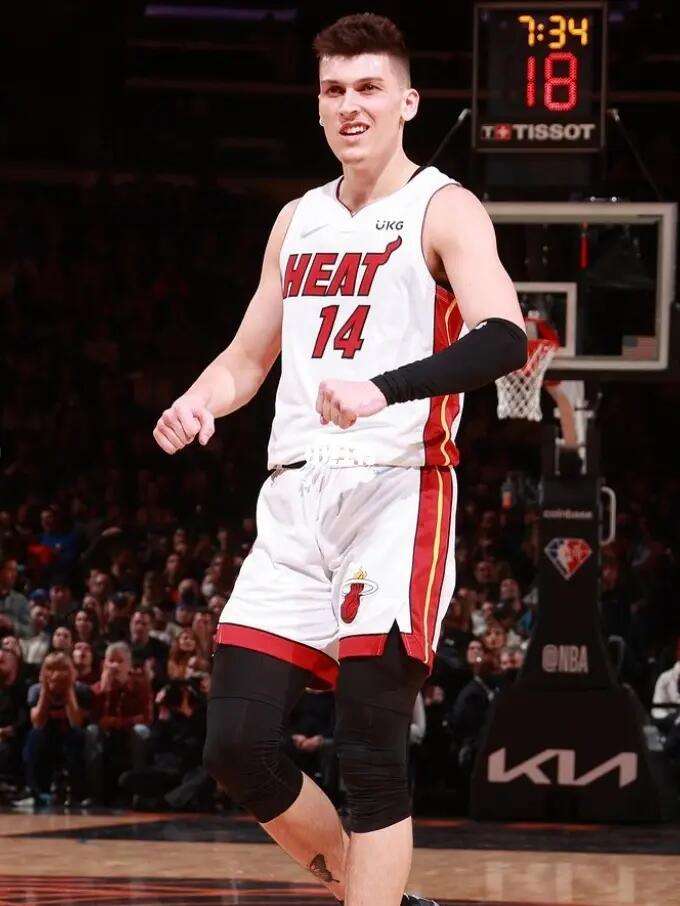 定规则的红 定规则的红