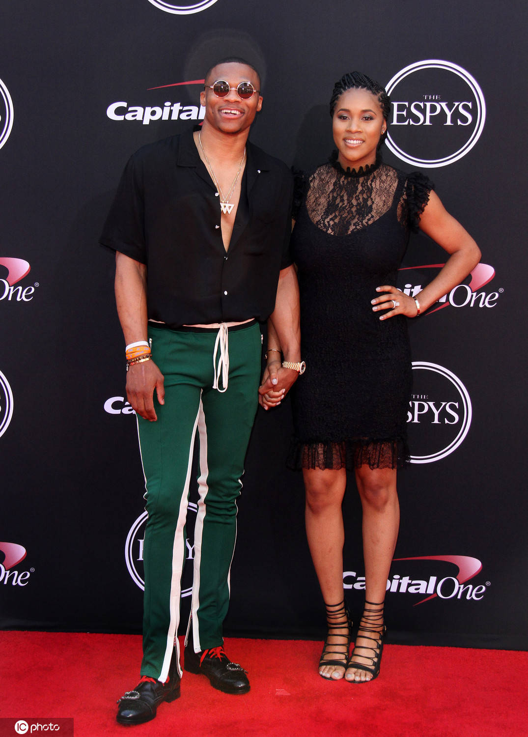 这一动作以 这一动作以